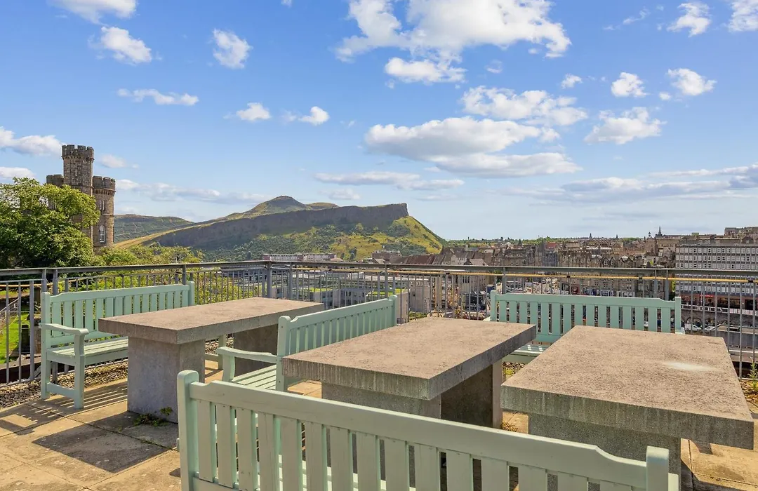 Princes Street Suites-1