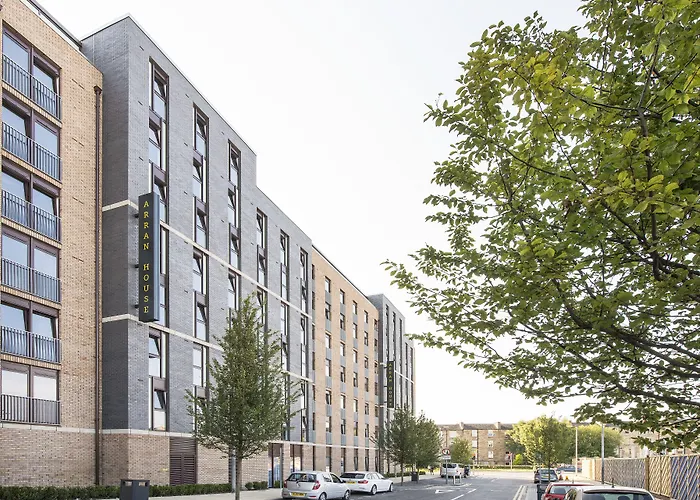 Yugo Explore - Arran House Edimburgo